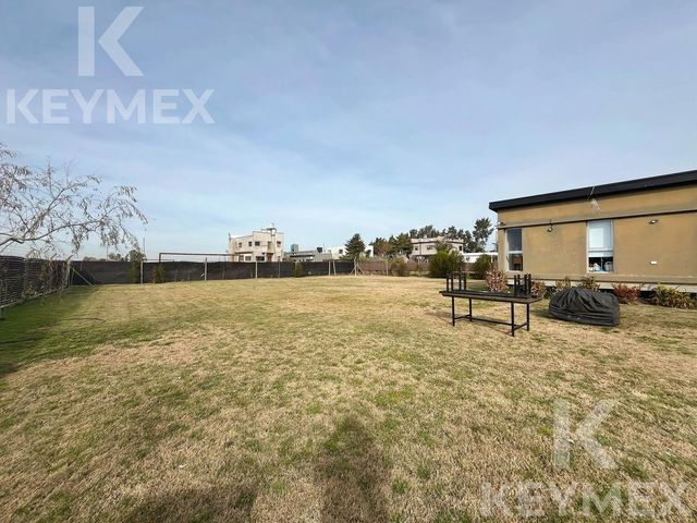 place photo 32