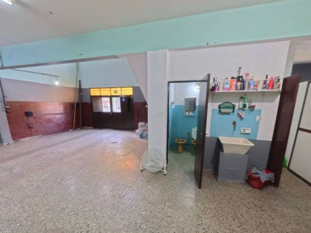 place photo 23