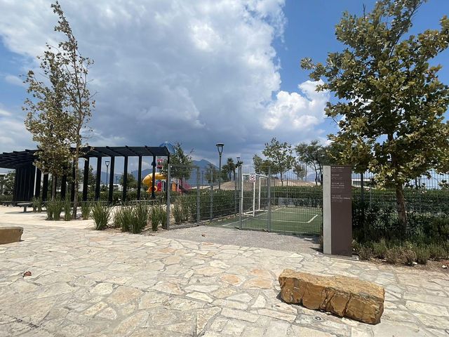 place photo 32