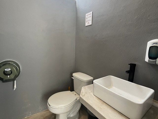 place photo 24