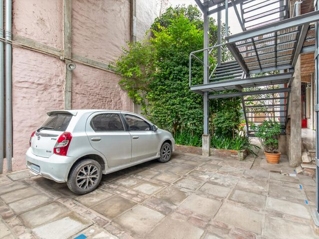 place photo 34