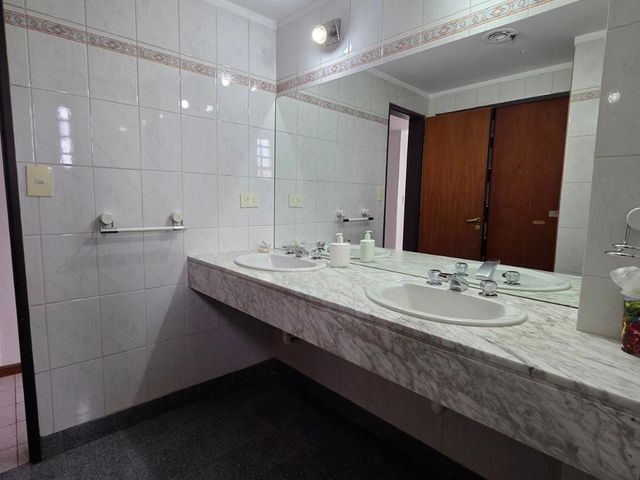 place photo 56