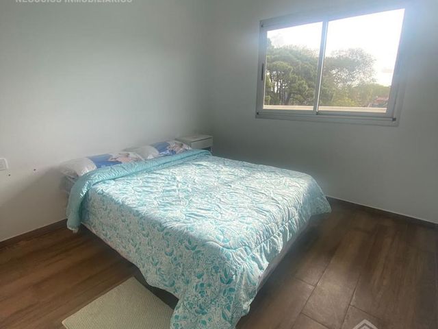 place photo 66
