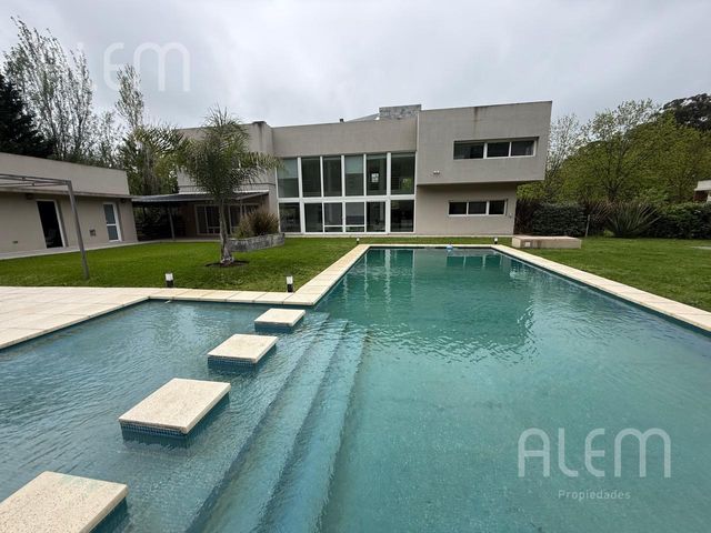 place photo 38