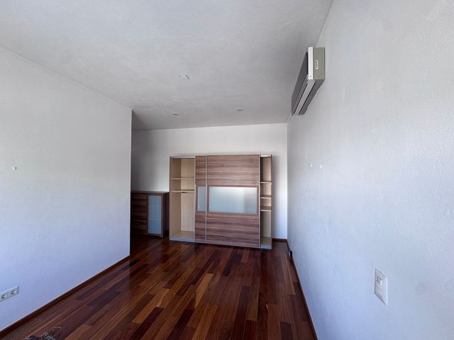 place photo 50