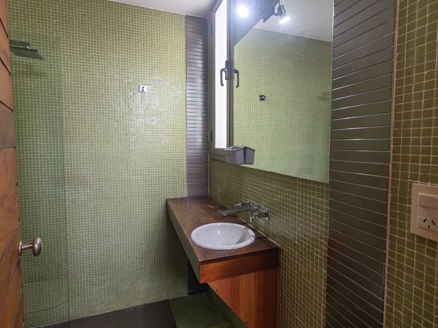 place photo 54