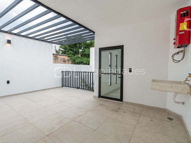 place photo 32