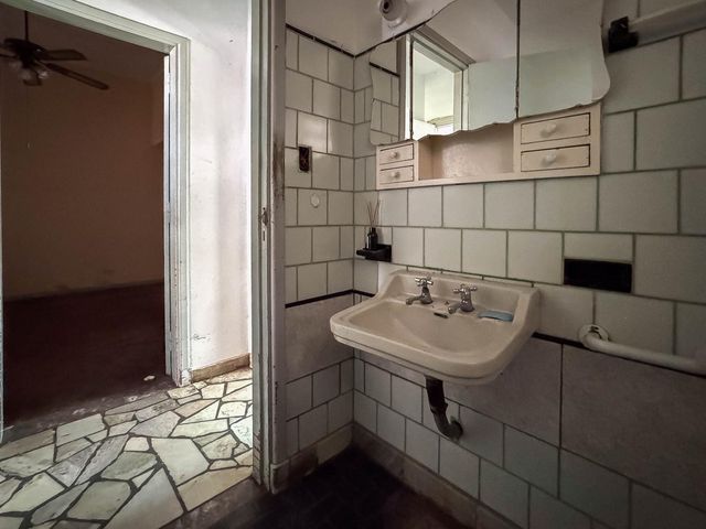 place photo 46