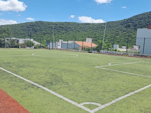 place photo 39