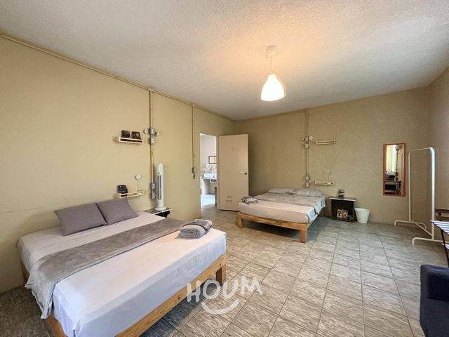 place photo 70