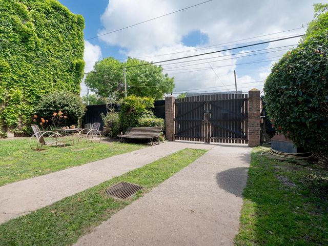 place photo 21