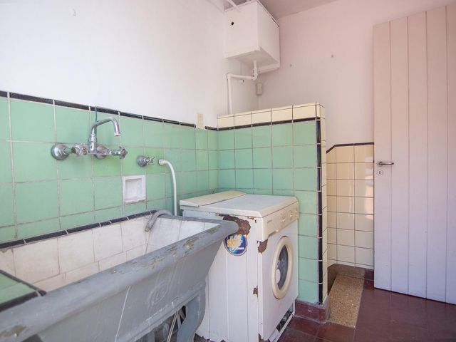 place photo 68