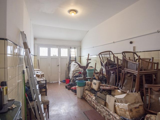 place photo 75