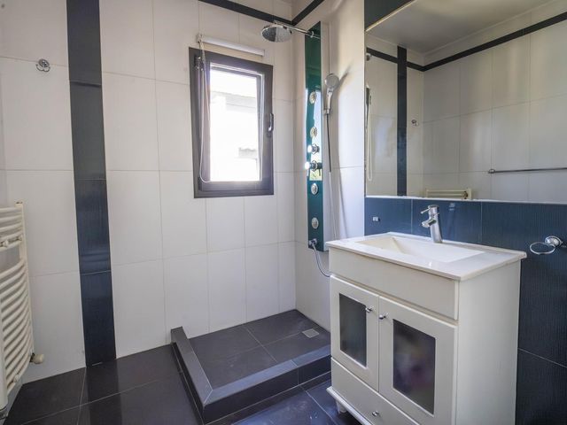 place photo 49