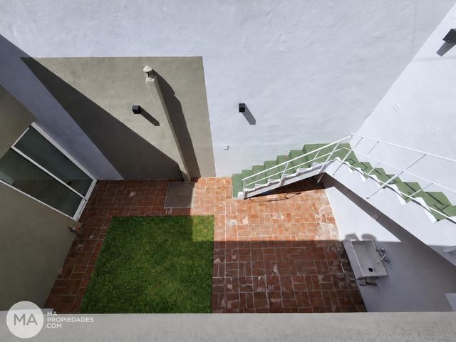 place photo 21