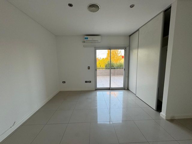 place photo 48