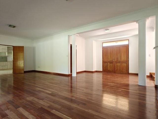place photo 87