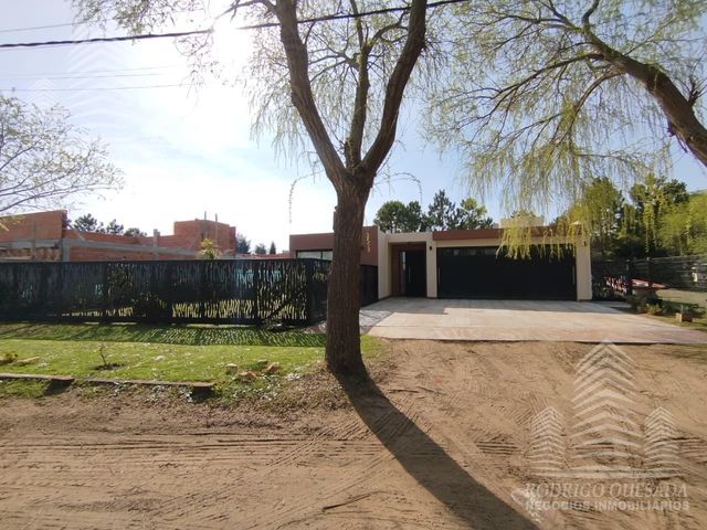 place photo 52