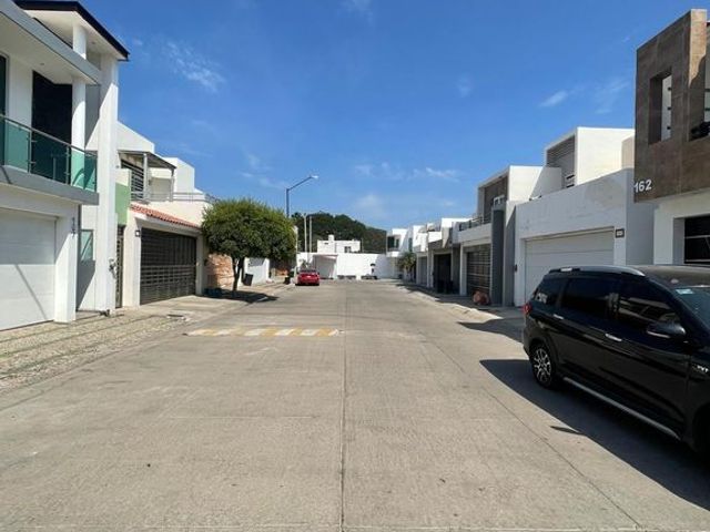 place photo 34