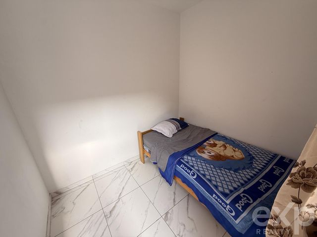 place photo 53