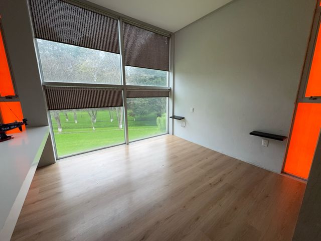 place photo 48