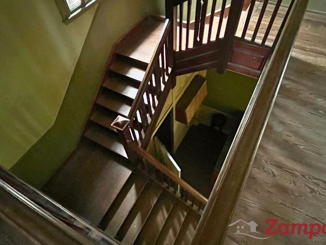 place photo 37