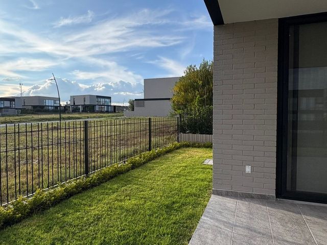 place photo 32