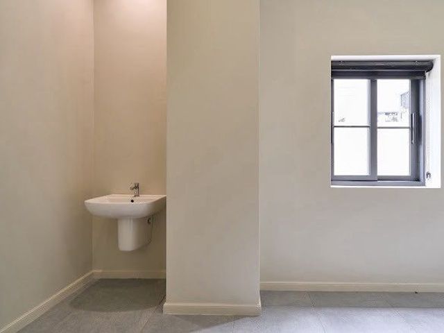place photo 39