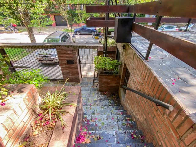 place photo 64