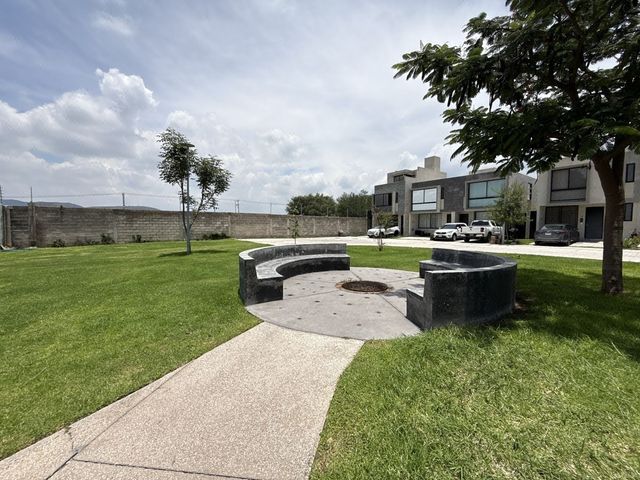 place photo 40