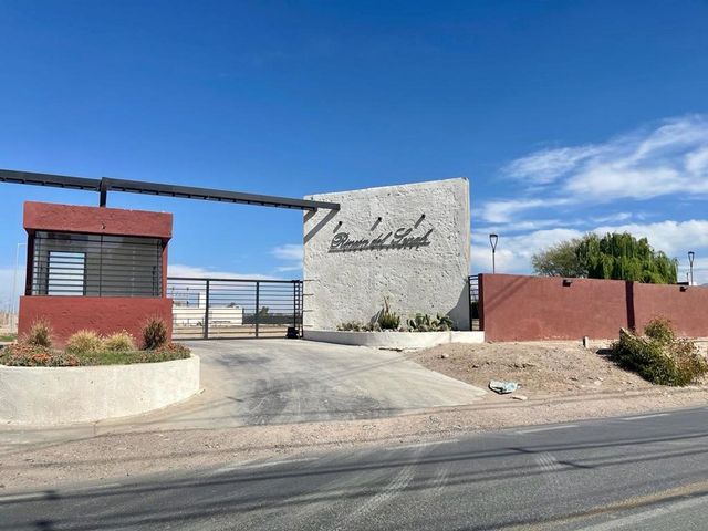 place photo 18