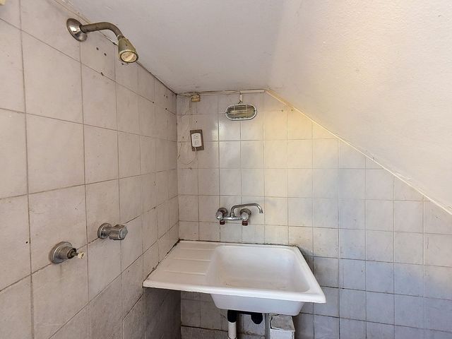 place photo 59