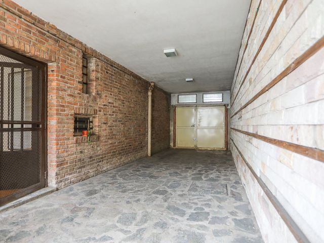 place photo 52