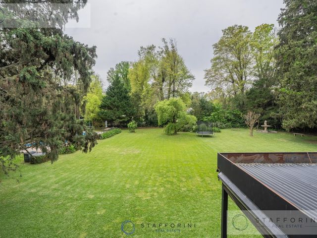place photo 64