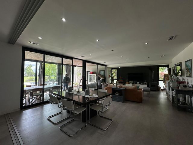 place photo 66