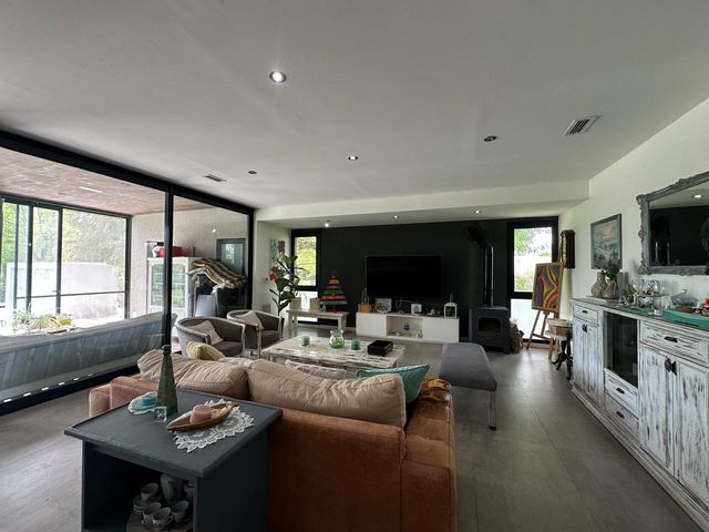 place photo 64
