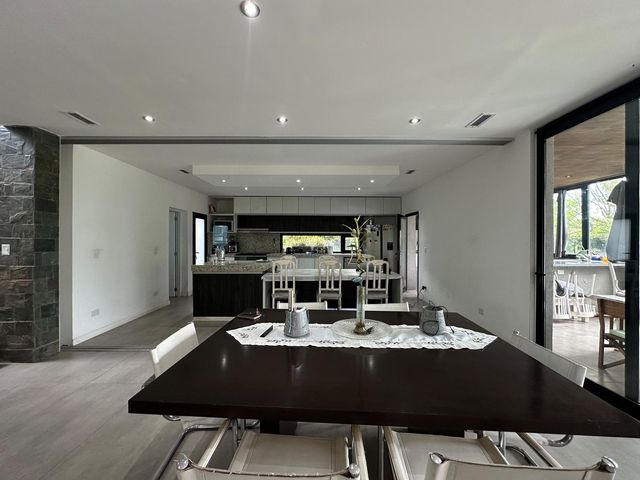 place photo 49