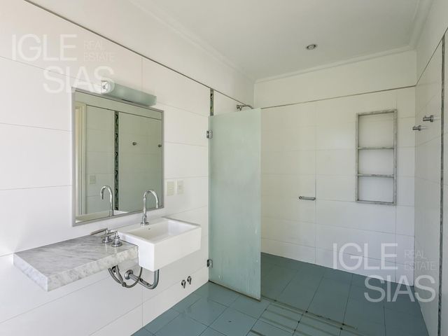 place photo 64