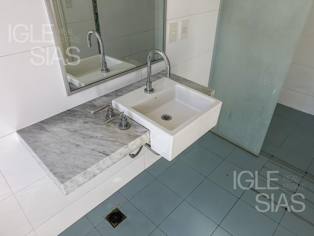 place photo 65