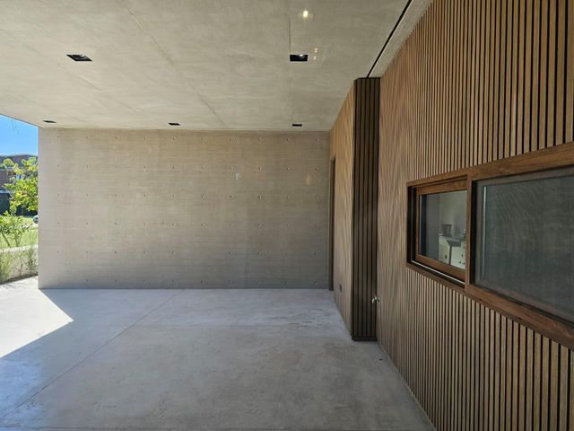 place photo 51