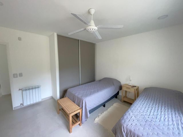 place photo 63