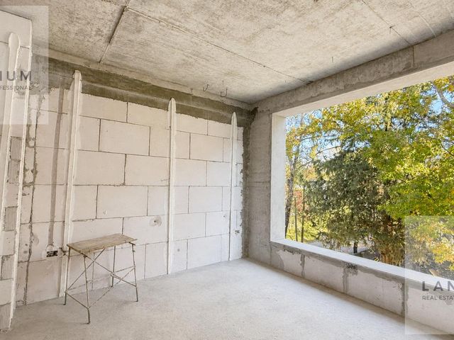place photo 52