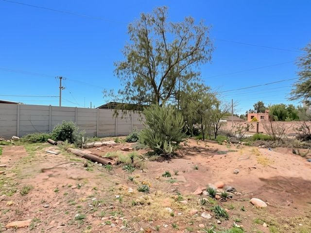 place photo 25