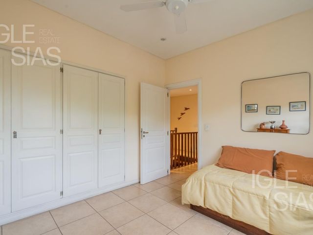 place photo 49