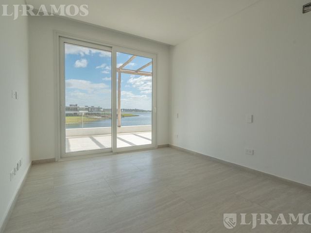 place photo 52