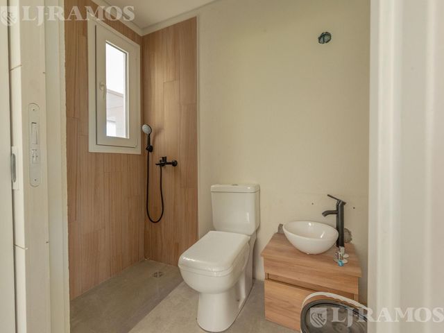 place photo 53