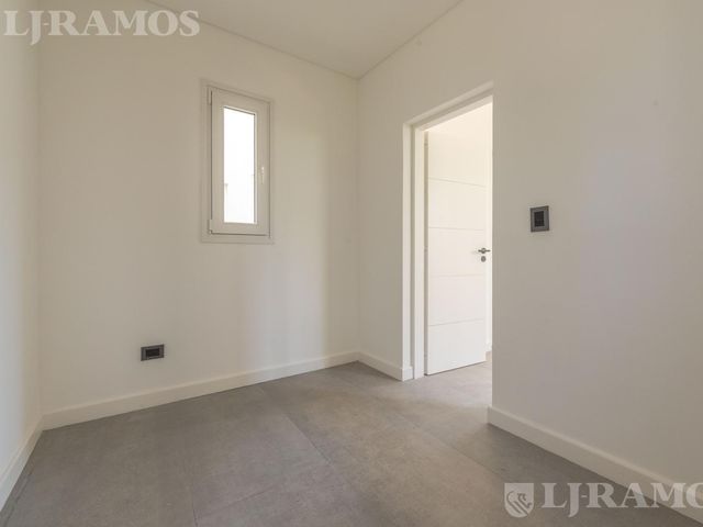 place photo 52
