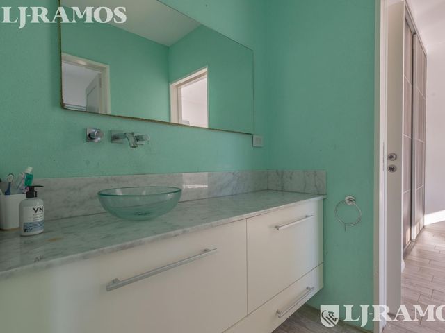 place photo 46