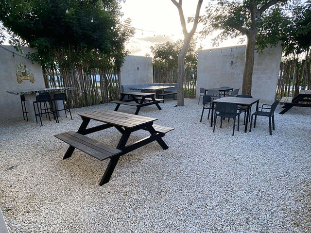 place photo 18