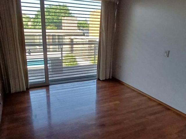 place photo 54